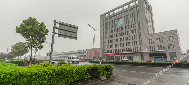 OYO宜兴宝丽酒店图片