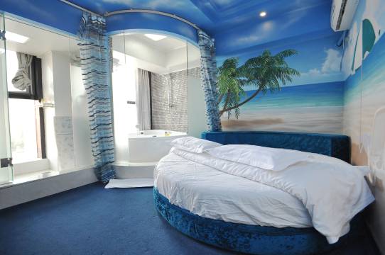 南京兰枫酒店(仙林中心地铁站店)