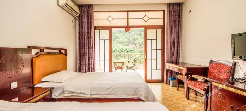 峨眉山怡情山水酒家图片