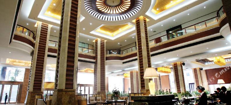 廉江罗二酒店图片