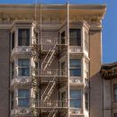 Cornell Hotel de France