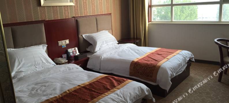 汶上欧尚假日酒店图片