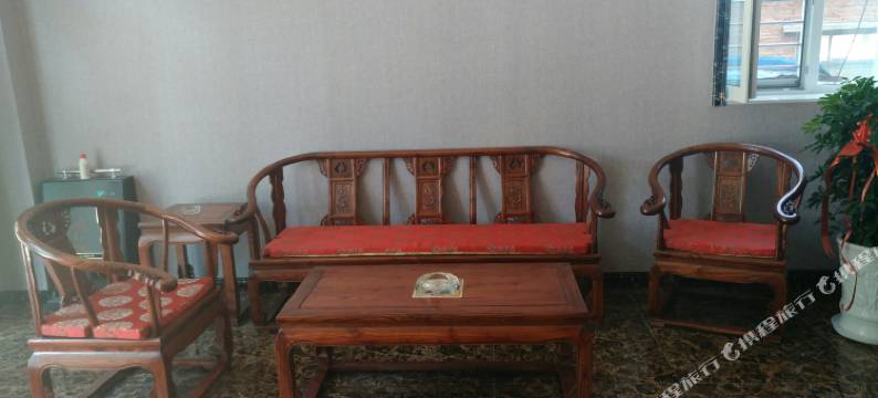 嘉荫泽福客舍图片