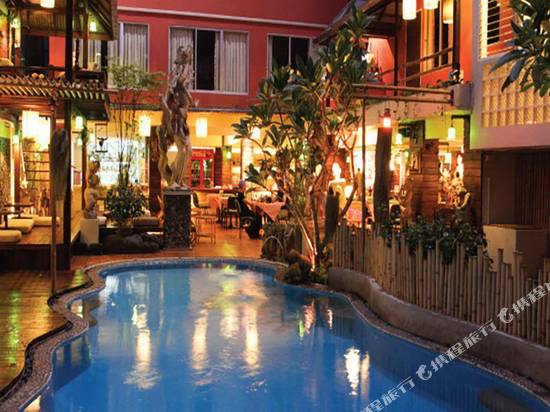 查查邦郎姆普胡別墅酒店