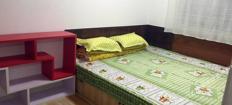 威海拖鞋穿反了民俗小店图片