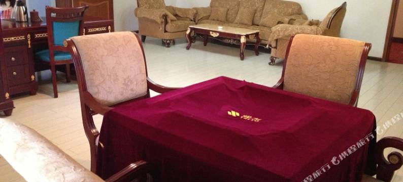 康飒酒店(芒康曲孜卡店)图片