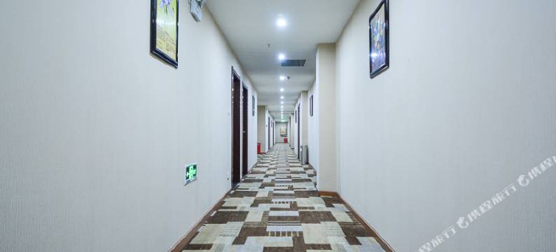 悦翔酒店(武汉汉口火车站唐家墩地铁站店)图片