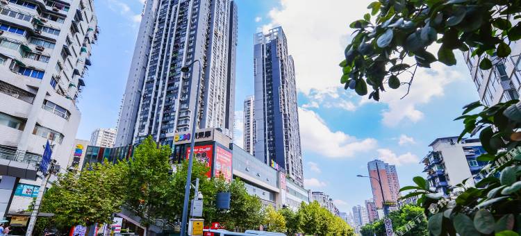 骏怡连锁酒店(重庆南坪万达广场店)图片