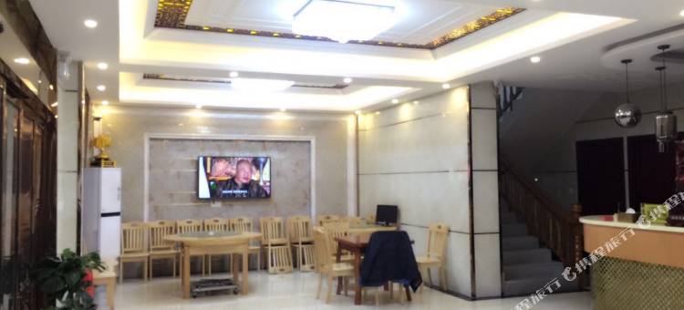金寨心月商务酒店(燕子河大峡谷店)图片