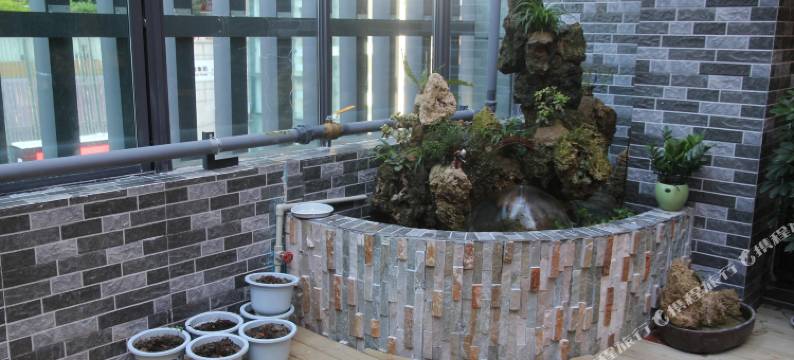 凯旋国际风尚主题酒店图片