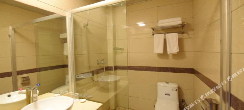 贞丰圣峰商务宾馆图片