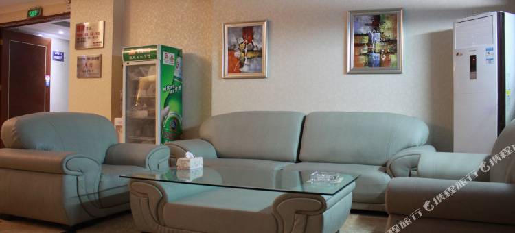 泸州金港宾馆(水井沟步行街报恩塔店)图片