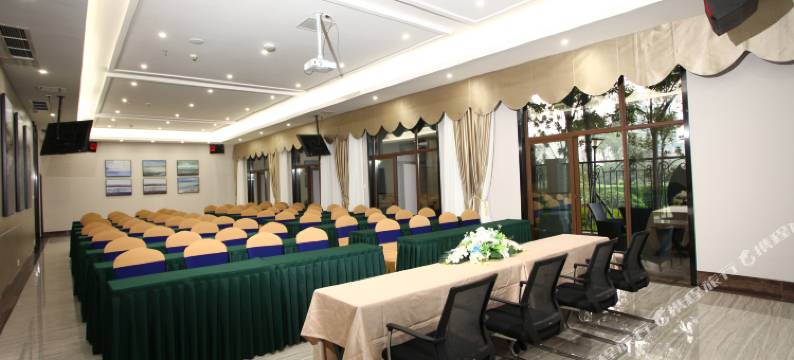 蒲江英澜河畔酒店图片