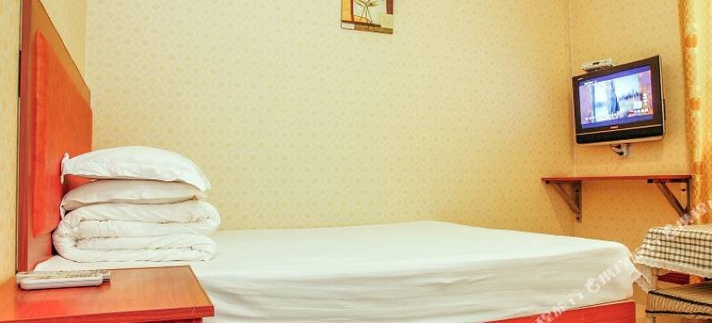 天一宾馆(宜宾大观楼冠英古街店)图片