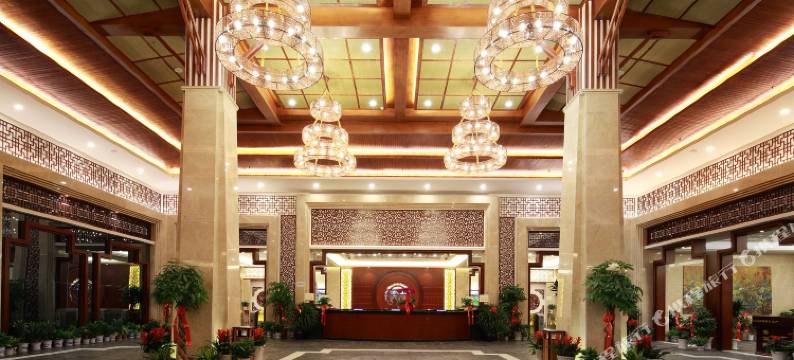 罗田三里畈温泉养生酒店图片