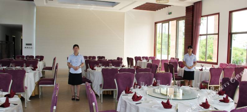 化州燕岭绿湖湾酒店图片