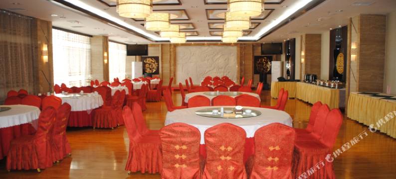 平凉华辰大酒店图片