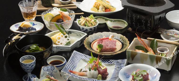 铭石之宿 花月(Beautiful Japanese Garden Kagetsu)图片