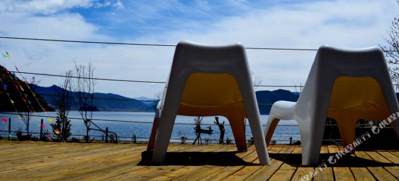 泸沽湖云湖山庄图片