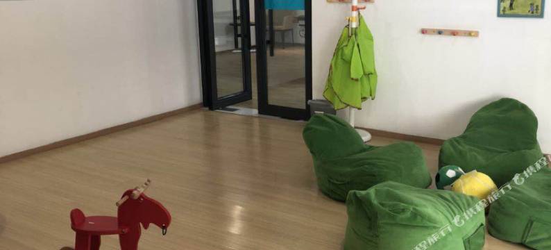 优家时尚公寓酒店(银川大阅城店)图片