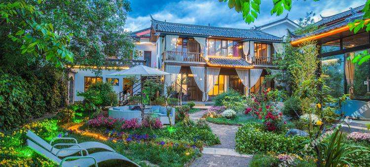 花筑·九品堂 | Century Tree 百年古树·森系院墅(束河古镇店)图片