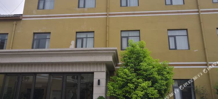 昆仑乐居商务酒店(平顶山中骏世界城店)图片