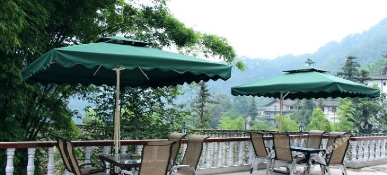 峨眉山清音阁秀湖旅店图片