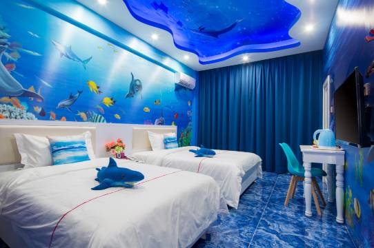 枫林晚主题酒店(三亚春园海鲜广场店)