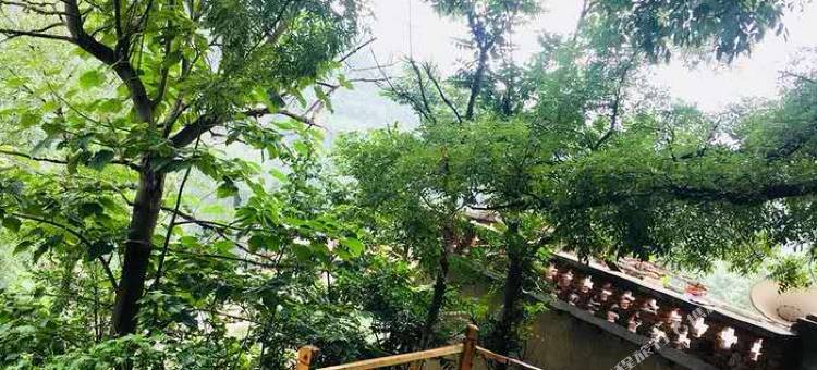 淄博芸弘山房民宿图片