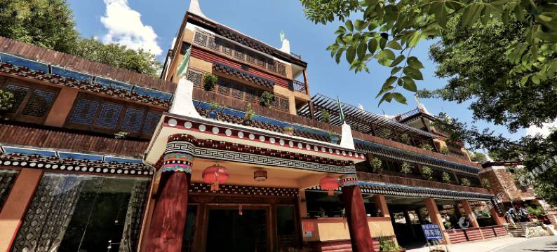 丹巴甲居三姐妹客栈图片