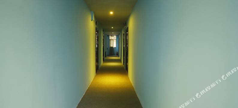 西安梦庭宾馆(韦曲南地铁站店)图片