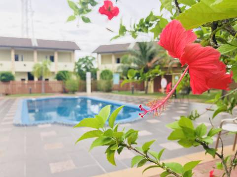 珍南Shell Out度假村管理的Adina汽车旅馆(Adina Drive-in Motel Cenang - Managed by Shell Out Resort)