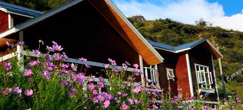 四姑娘山云溪谷客栈图片