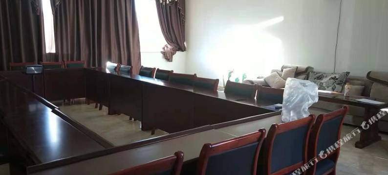 锦都酒店(东湖公园店)图片