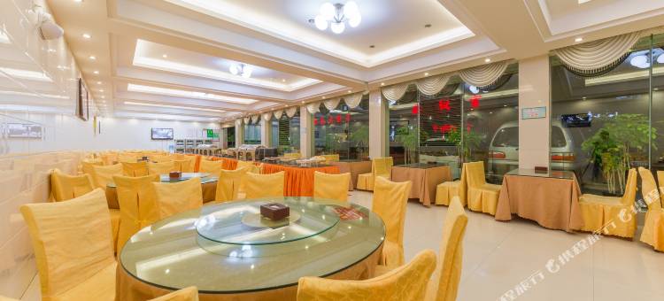 昆明恒亿大酒店(万象城昆明瑞鼎城悦容汇购物公园店)图片