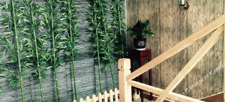 康县阳坝森沁宾馆图片