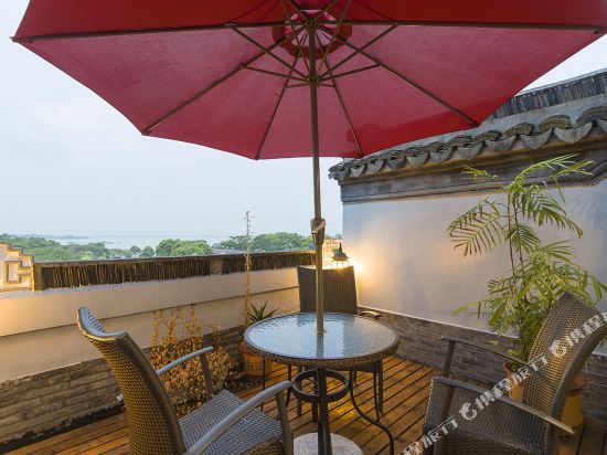 昆山贰月里香季客栈