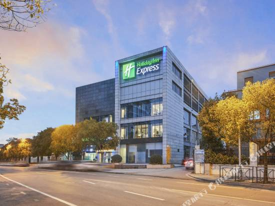 上海徐匯濱江智選假日酒店