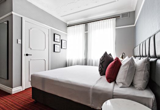 No9 Springfield Hotel Overview