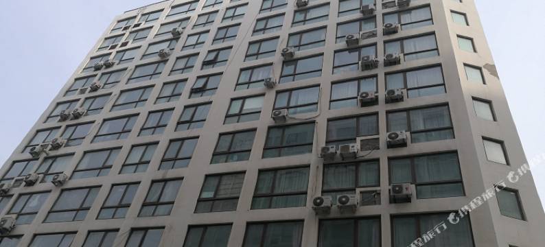 随寓度假公寓(青岛台东步行街店)图片