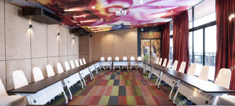 德维曼谷酒店(Dhevi Bangkok Hotel)图片