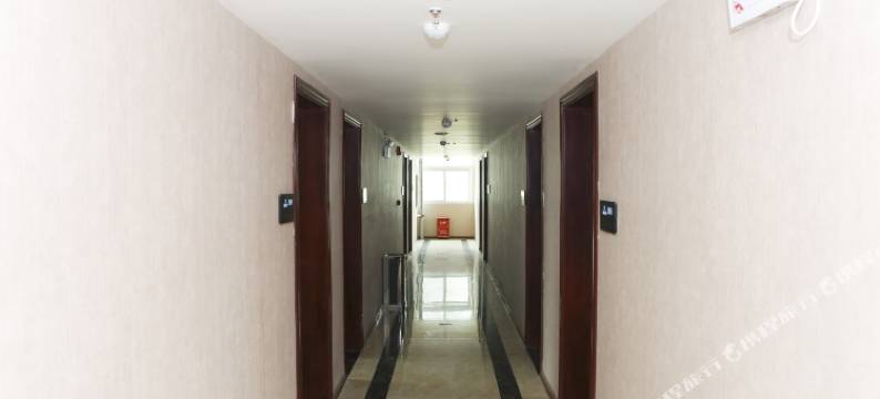 丹巴一梦酒店(吉美广场店)图片