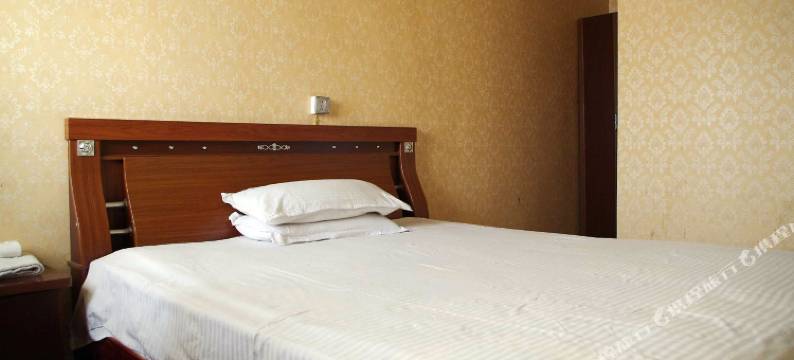 明光宁静宾馆图片