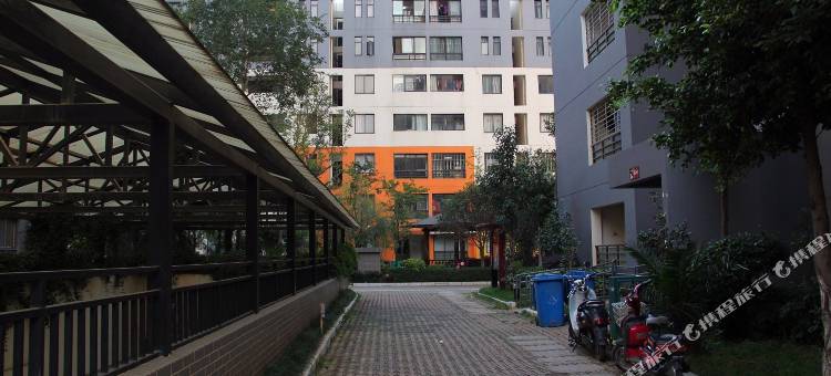 昆明中天阳光100惠天酒店图片