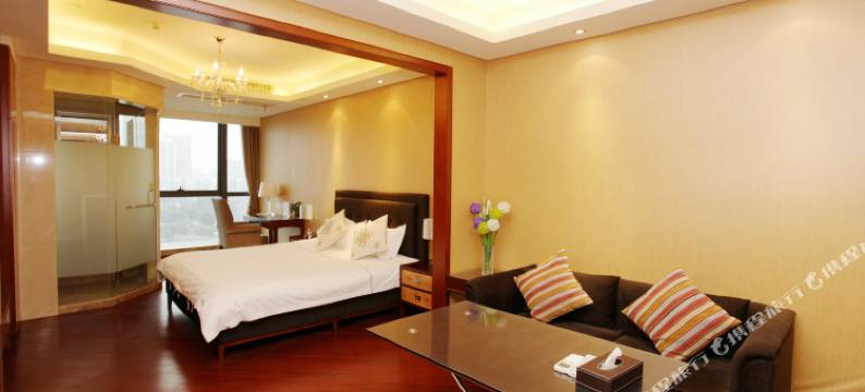 水晶蓝湾假日酒店公寓(百家湖金鹰店)图片