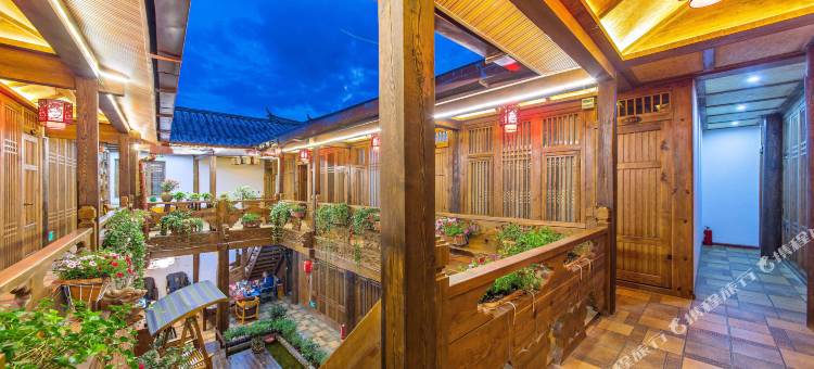 丽江鼎爱客栈(古城南门店)图片
