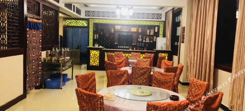 德钦奔子栏朝圣缘大酒店图片