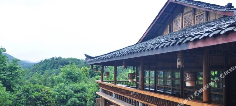 峨眉山峨圣温泉山庄图片