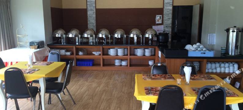 V8 海景酒店(V8 Seaview Jomtien)图片