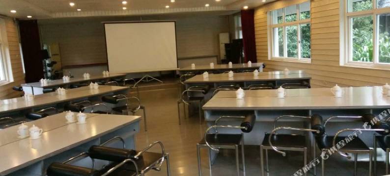 抚仙湖龙马阳光酒店(禄充风景区店)图片